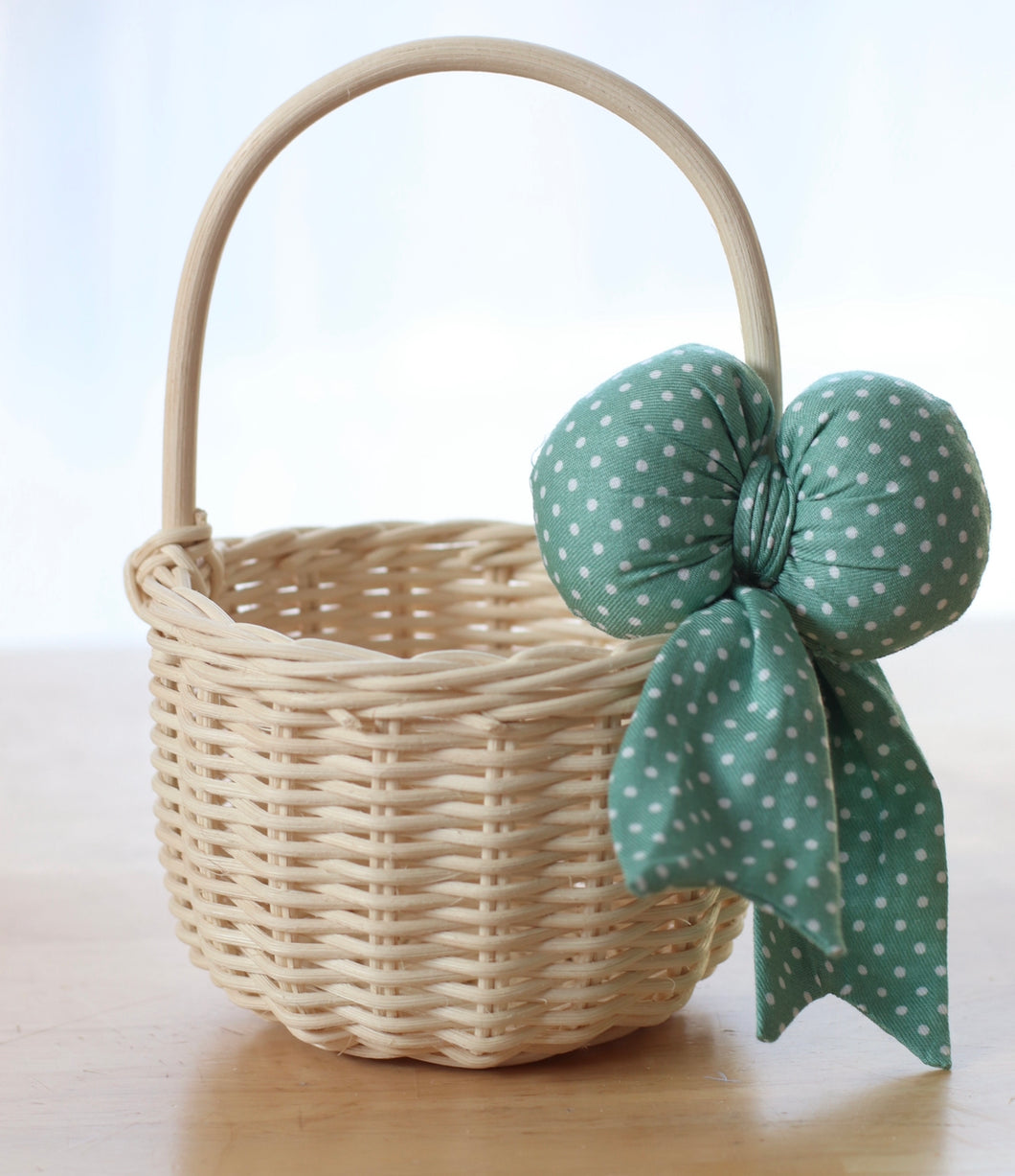 Small Millie basket - 7 bow colour choices