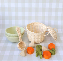 Load image into Gallery viewer, Veggie soup set - 16 pce