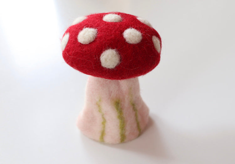 Large Felt toadstool - 1 pce