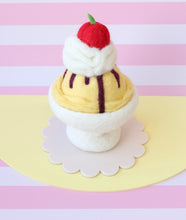 Load image into Gallery viewer, Juni Moon Sundaes - 10 styles