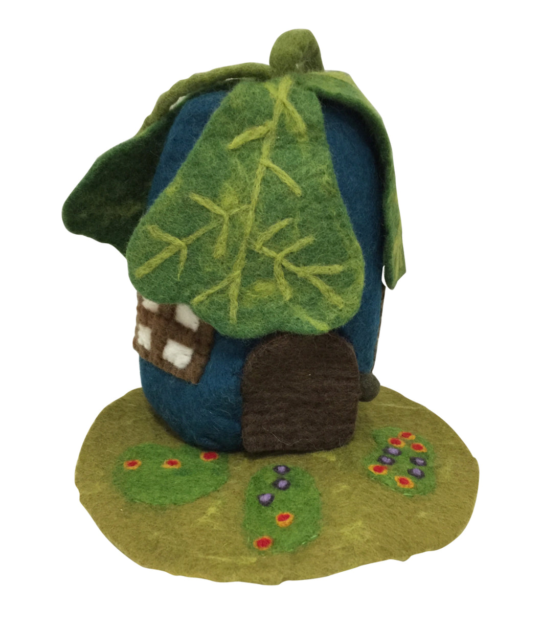 ON SALE Oak leaf house + mat