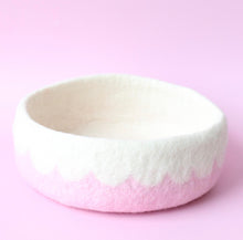 Load image into Gallery viewer, Large Felt Storage - Scalloped pink